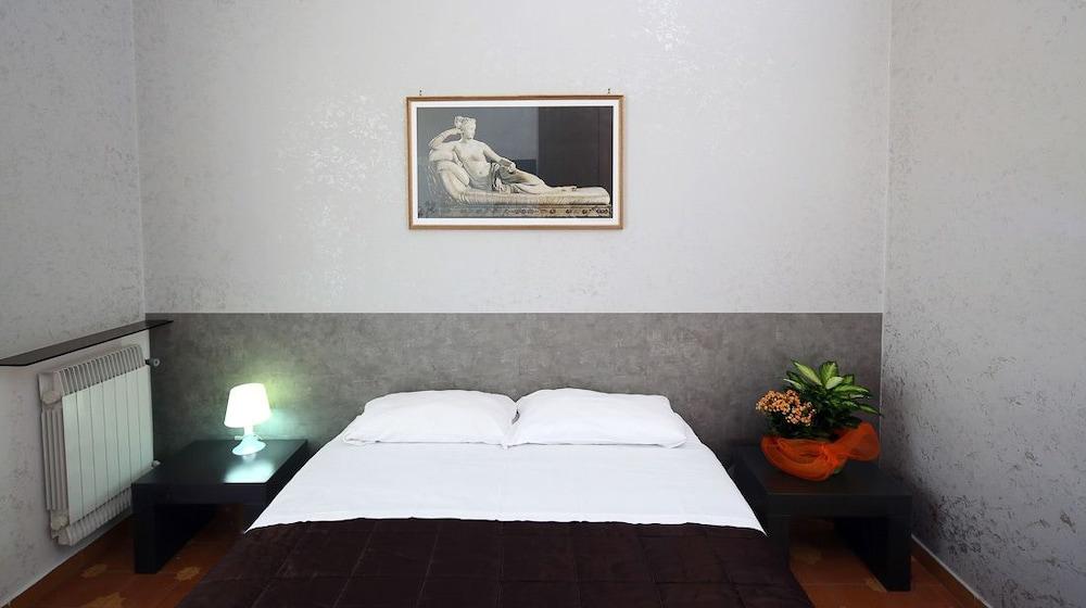 Roma Room Hotel Εξωτερικό φωτογραφία
